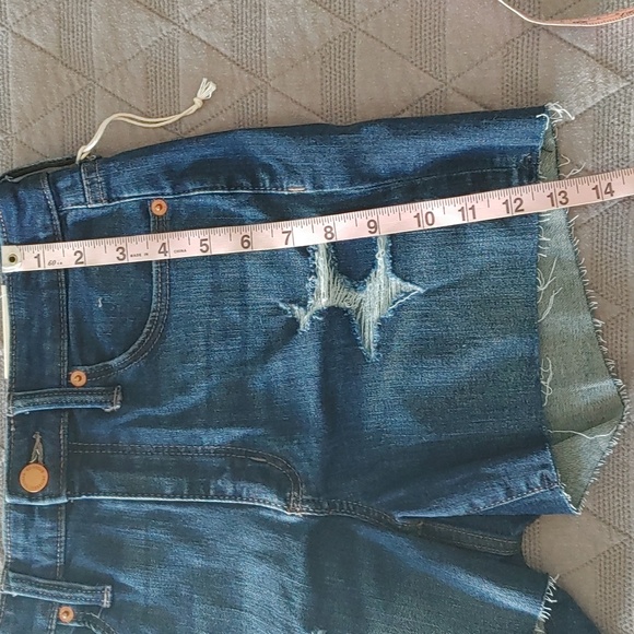 Universal Threads High Rise Midi shorts size 4 - Picture 7 of 11